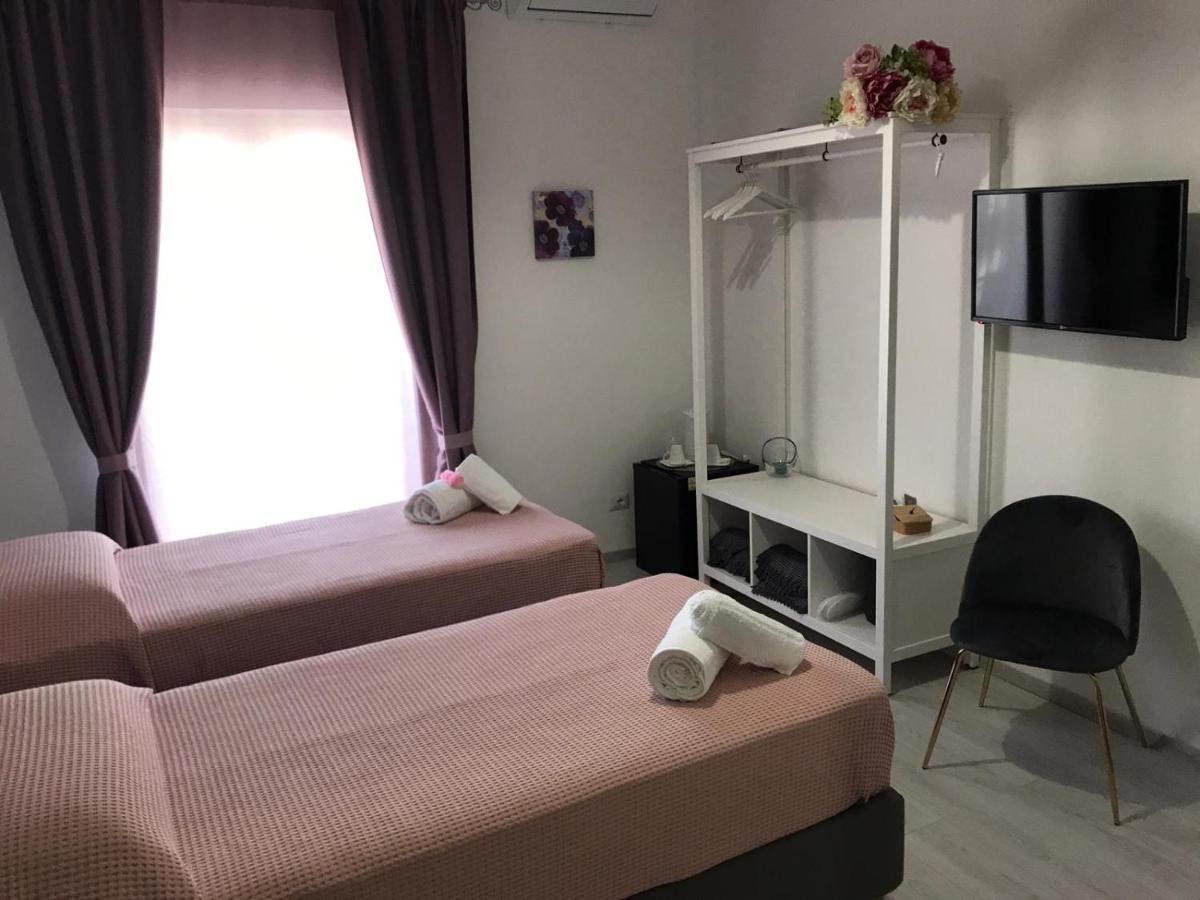 B&B Le Stanze Al Centro Agrigent Exterior foto